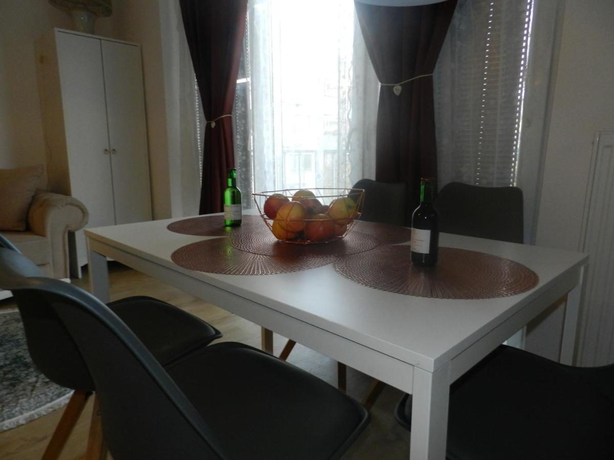 וינה Klassik And Sunny Apartment! מראה חיצוני תמונה
